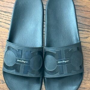Salvatore Ferragamo Men’s Black Logo Slides - Sz 11